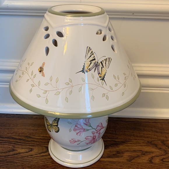 Rare LENOX Butterfly Meadow Candle Lamp With Shade, retired design 10.5" tall - Picture 2 of 6